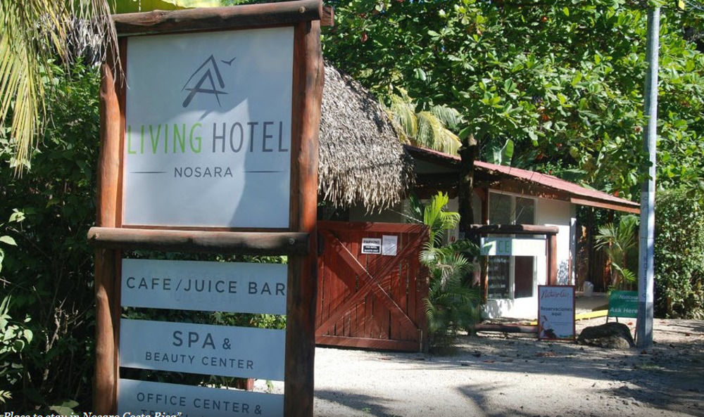 Living 3* Nosara